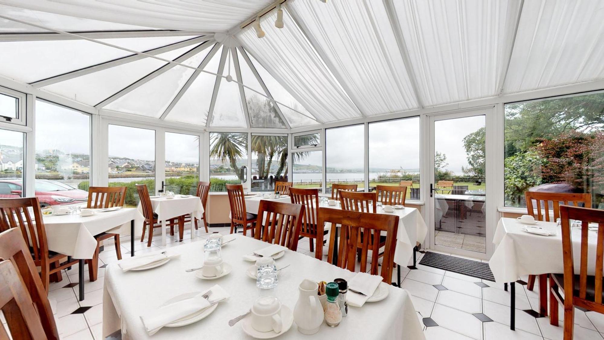 Milltown House Dingle Hotel Екстериор снимка