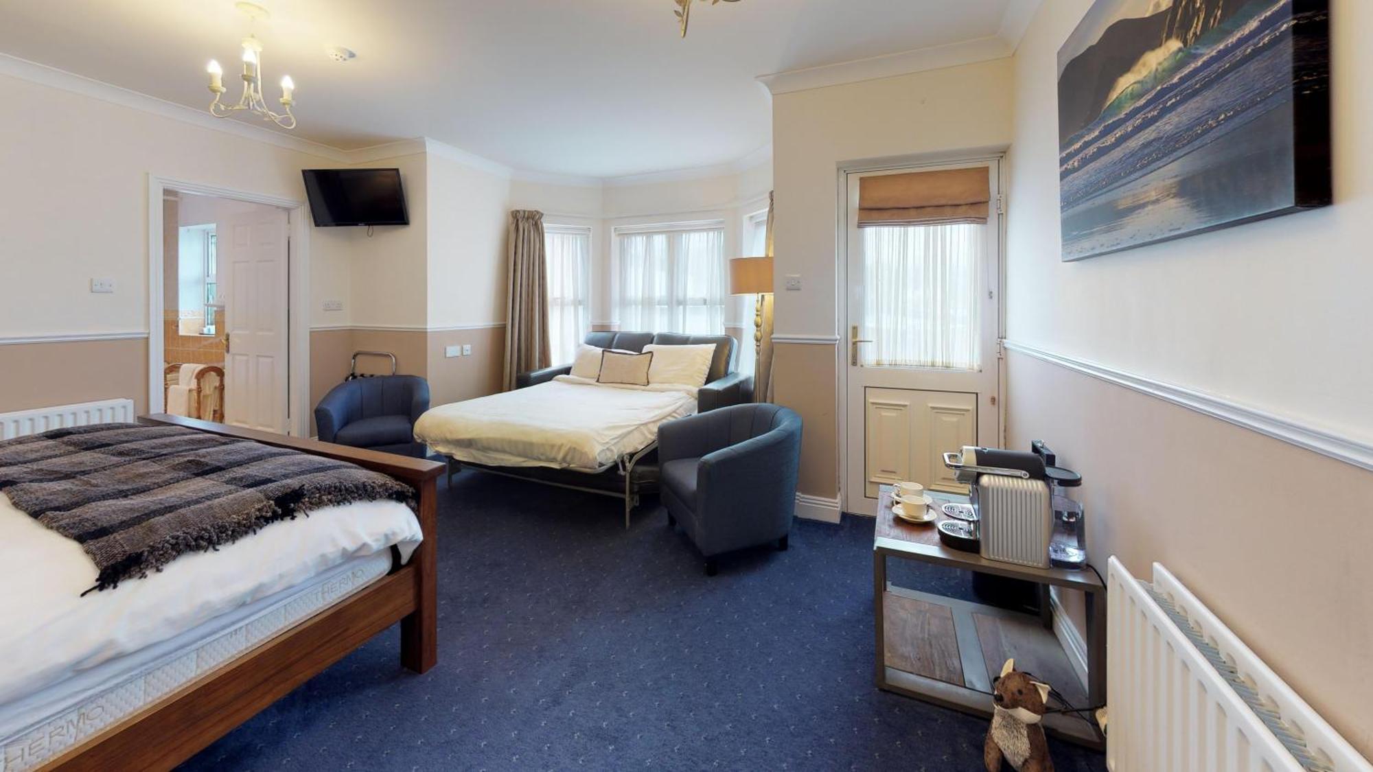 Milltown House Dingle Hotel Стая снимка