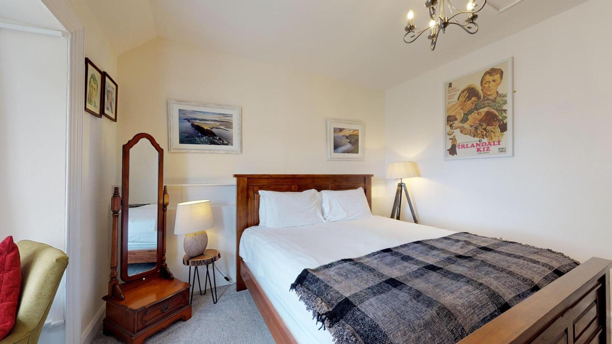 Milltown House Dingle Hotel Стая снимка