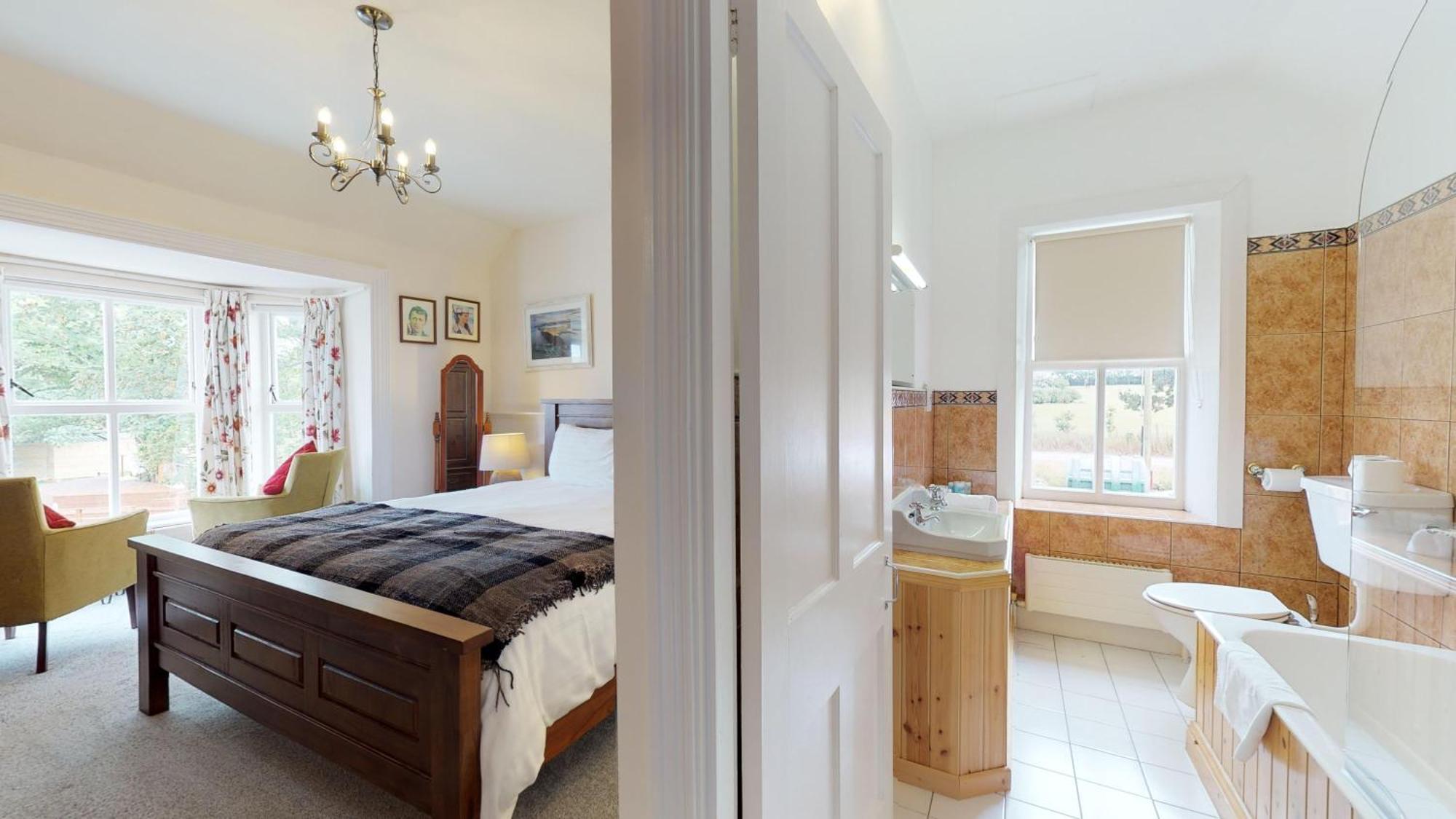 Milltown House Dingle Hotel Стая снимка