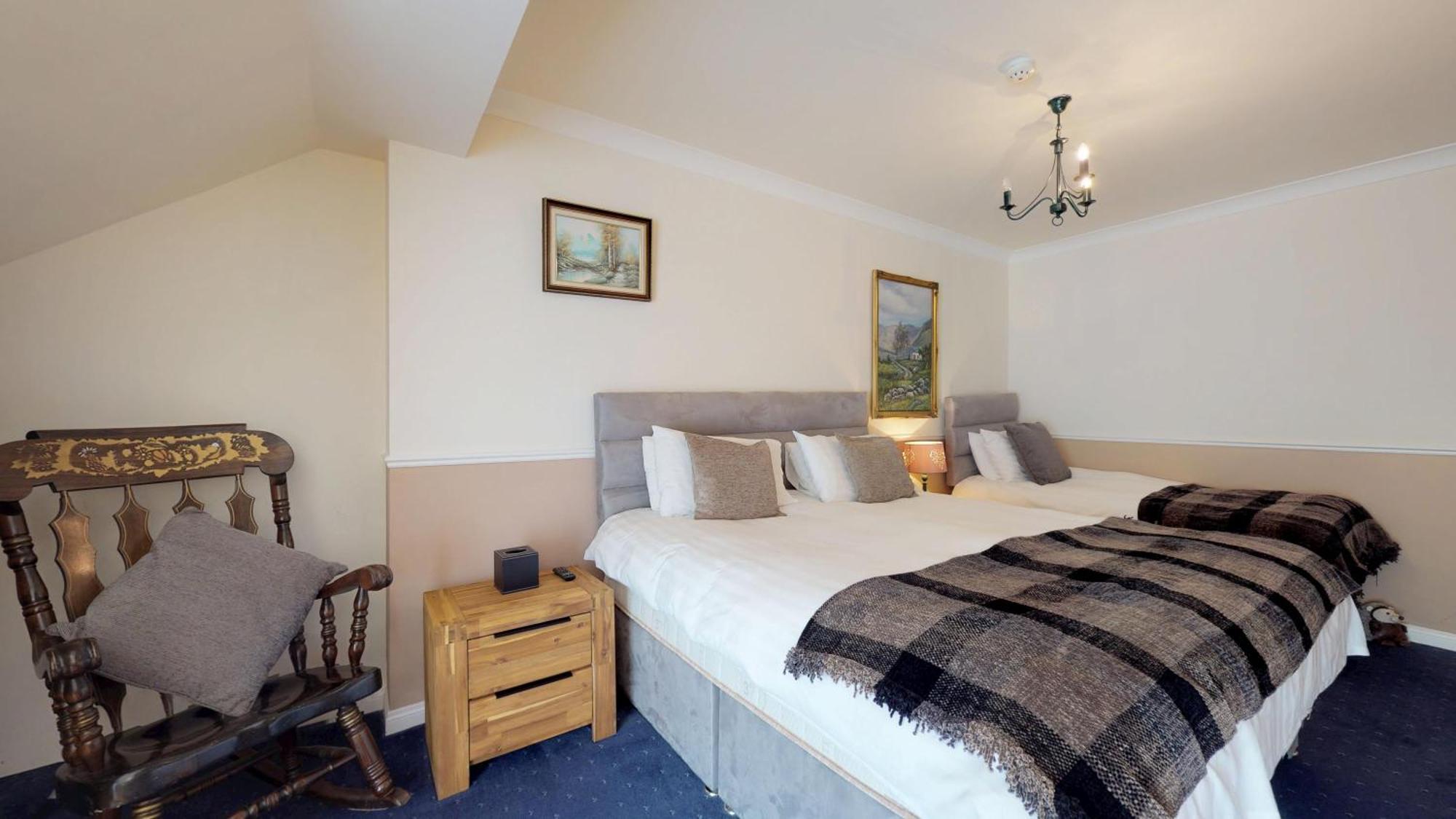 Milltown House Dingle Hotel Стая снимка