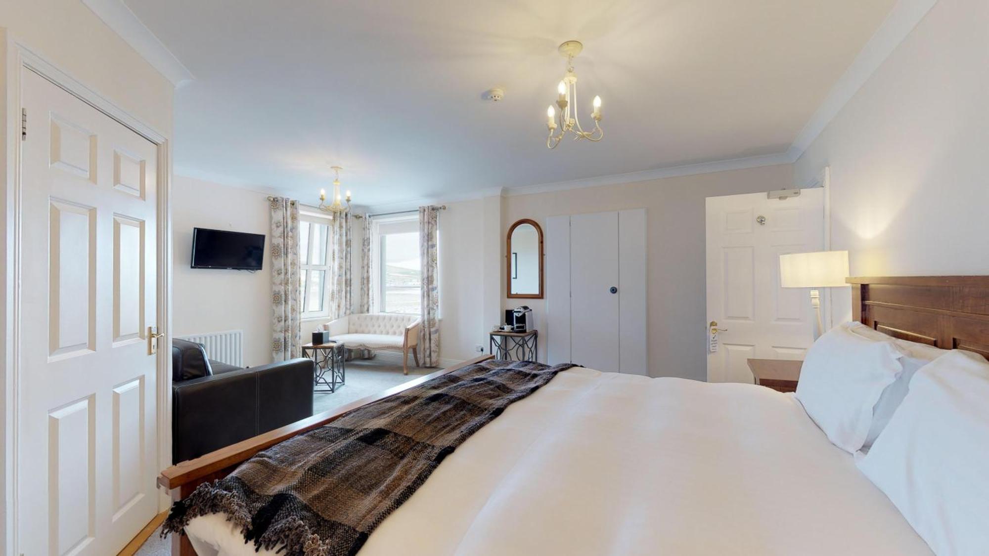 Milltown House Dingle Hotel Стая снимка